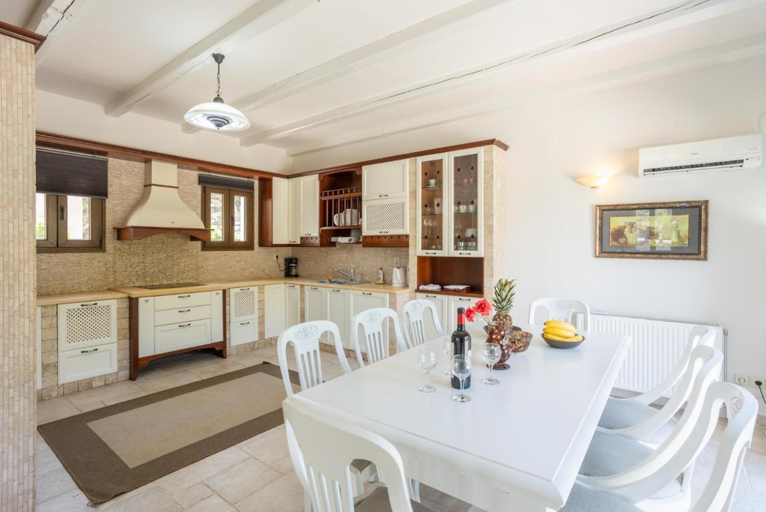 Zacharenia Villa Agia Aikaterini (Corfu)