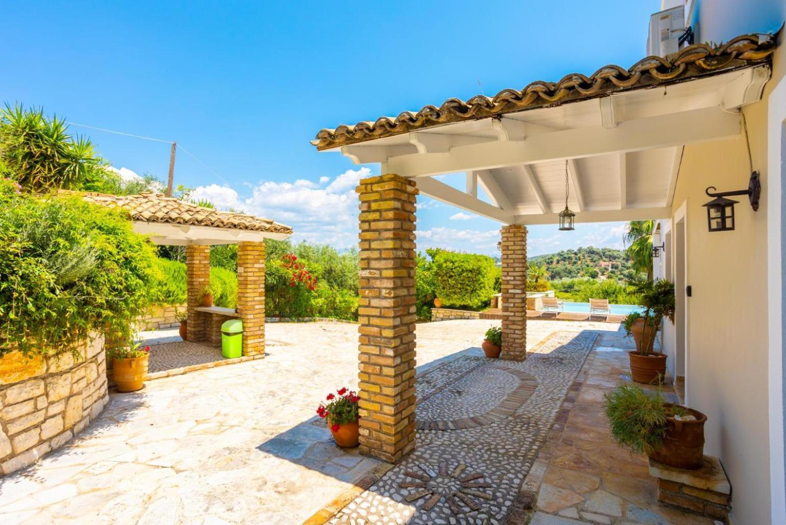 Villa Zacharenia Agia Aikaterini (Corfu)